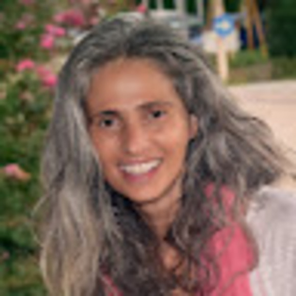 Meet your Posher, Alessandra - Picture 1 of 1